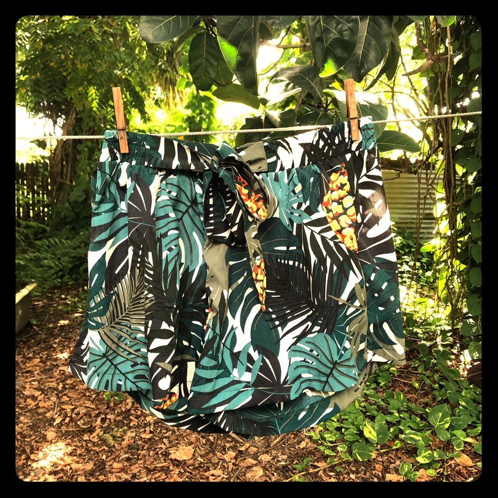 Floral Pineapple Vacation Skort 🍍